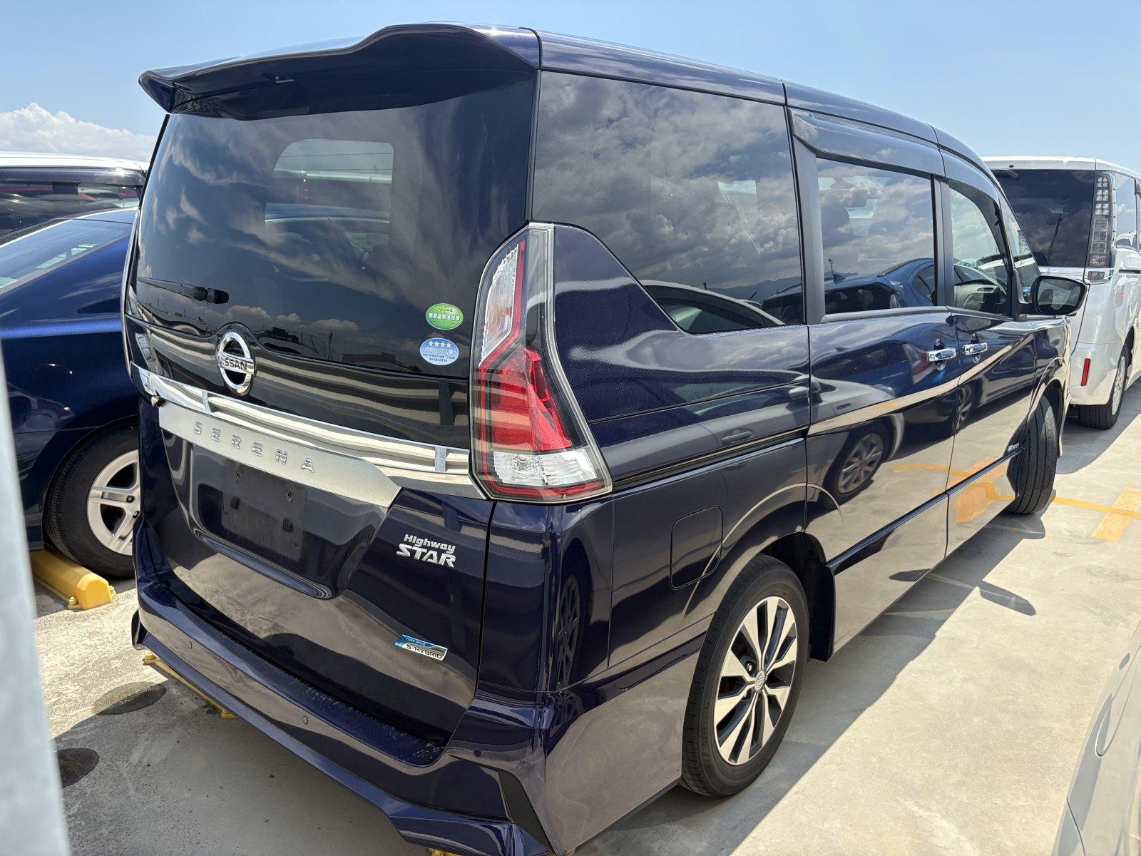 NISSAN SERENA HIGHWAY STAR G Image 2