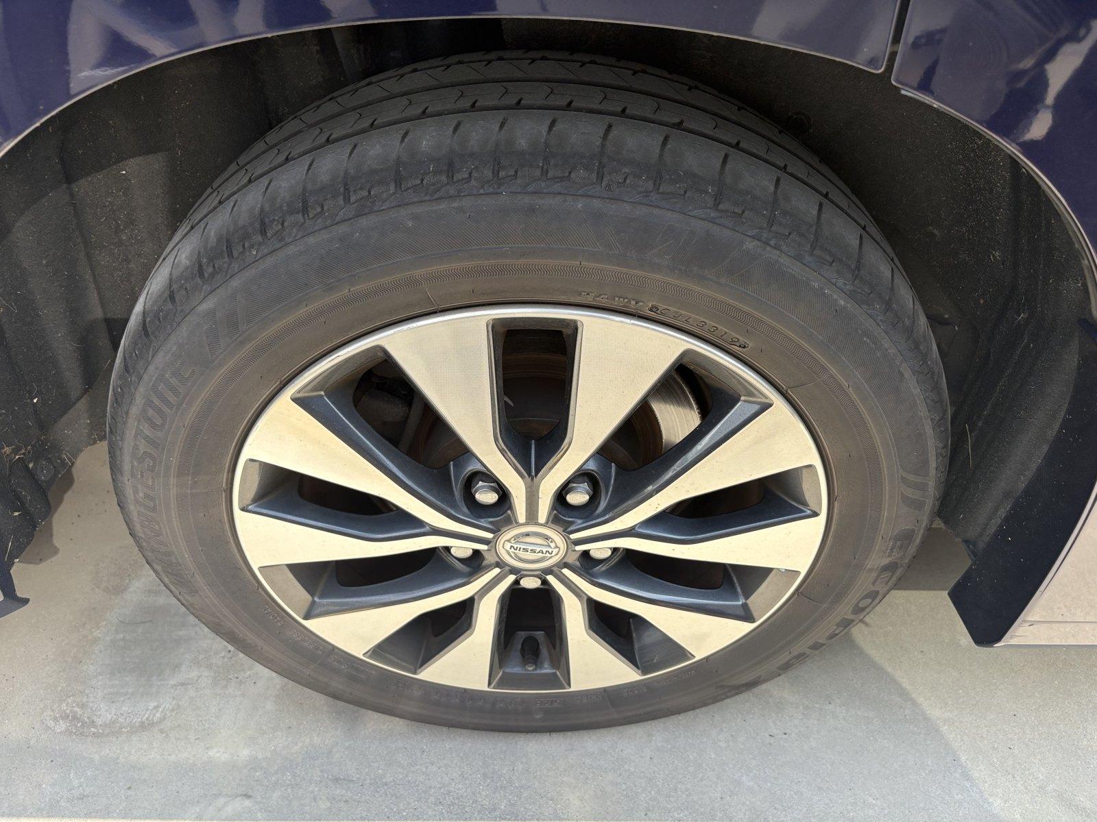NISSAN SERENA HIGHWAY STAR G Image 12