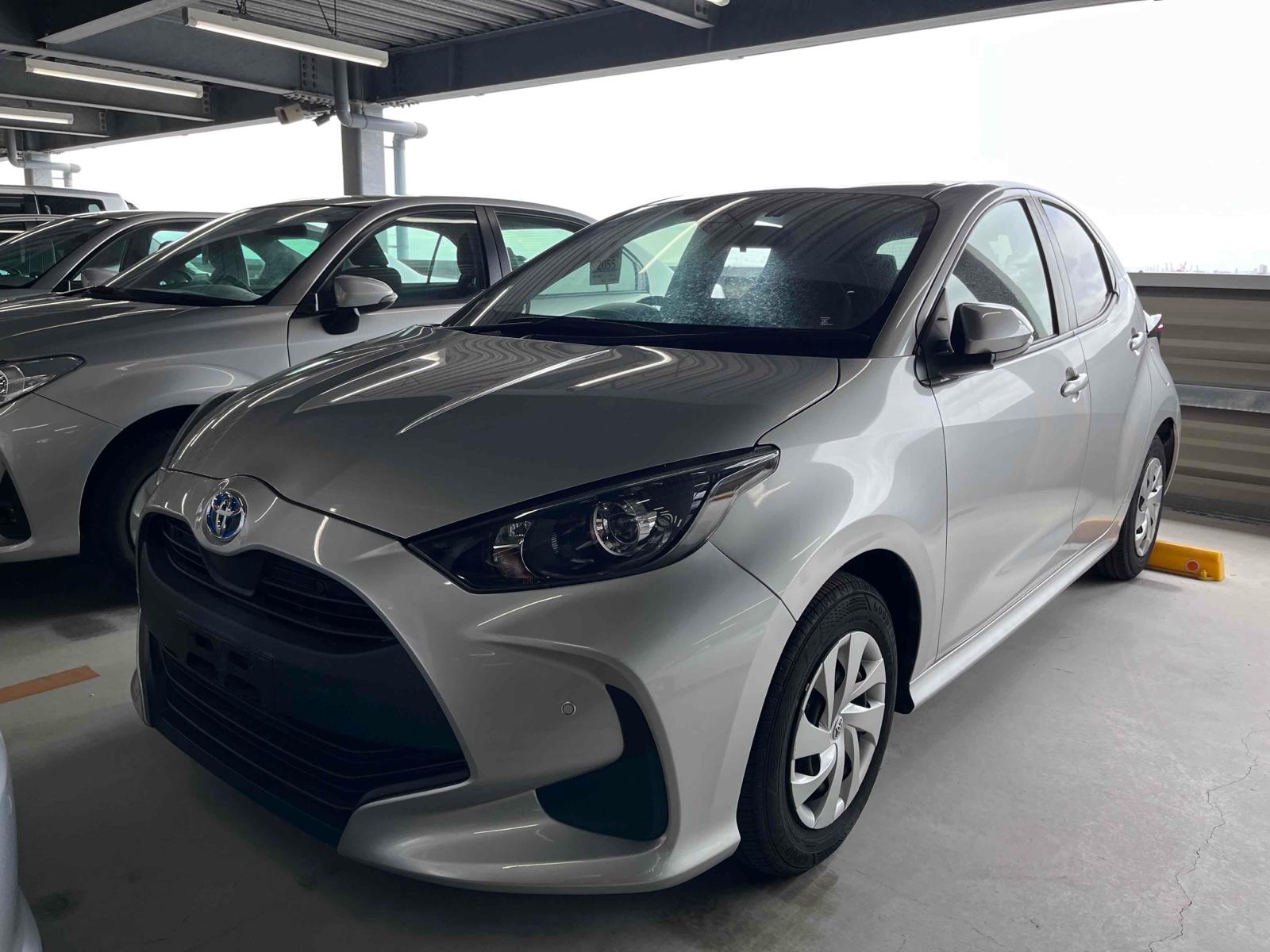 TOYOTA YARIS HYBRID X Image 20