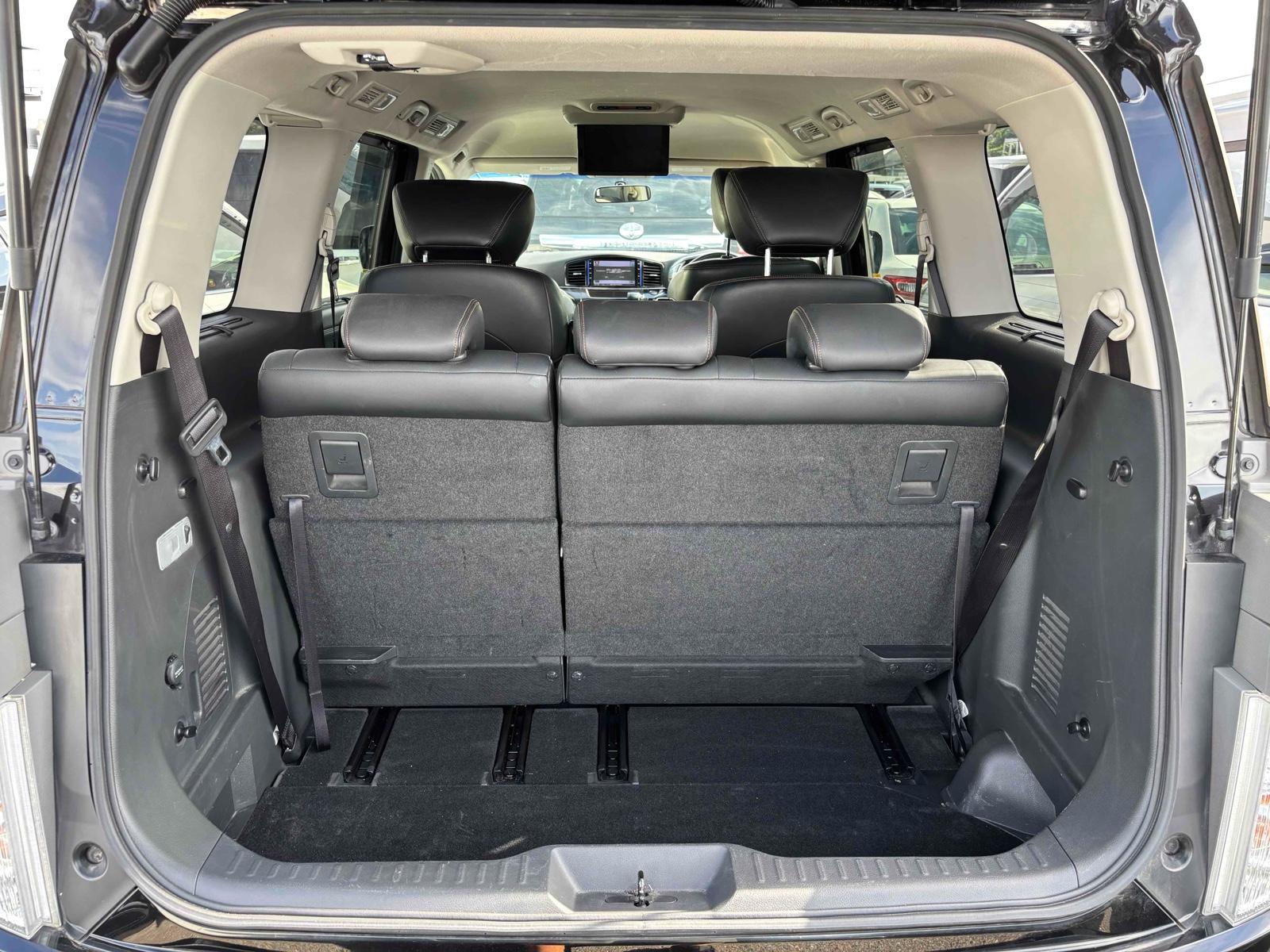 NISSAN ELGRAND 250 HIGHWAY STAR S Image 28