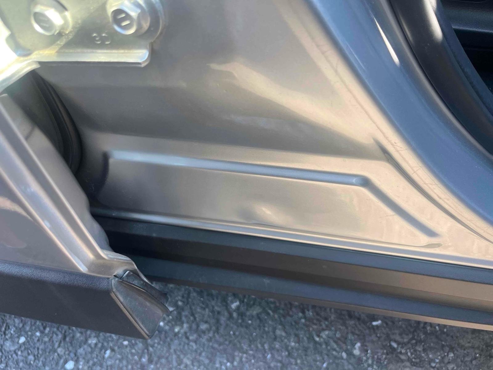 TOYOTA RAV4 HYBRID X Image 22