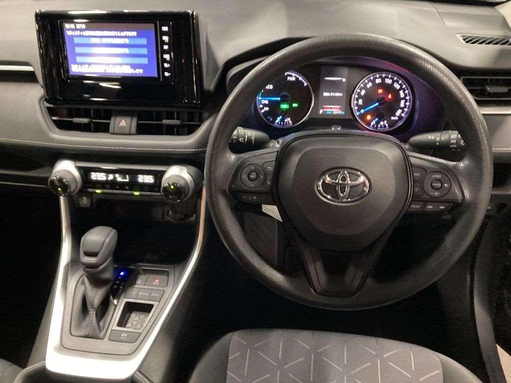 TOYOTA RAV4 HYBRID X Image 11