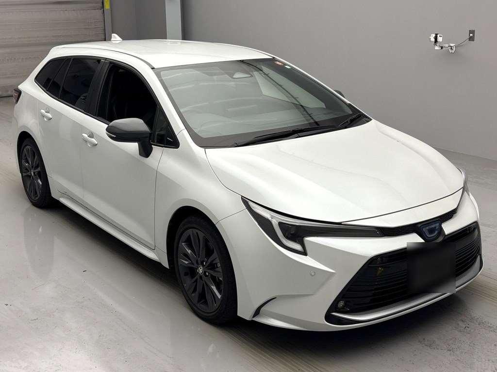 2023 Toyota COROLLA 46,000 km