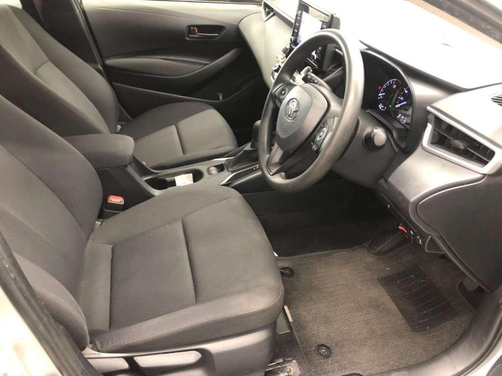 TOYOTA COROLLA TOURING HYBRID G-X Image 5
