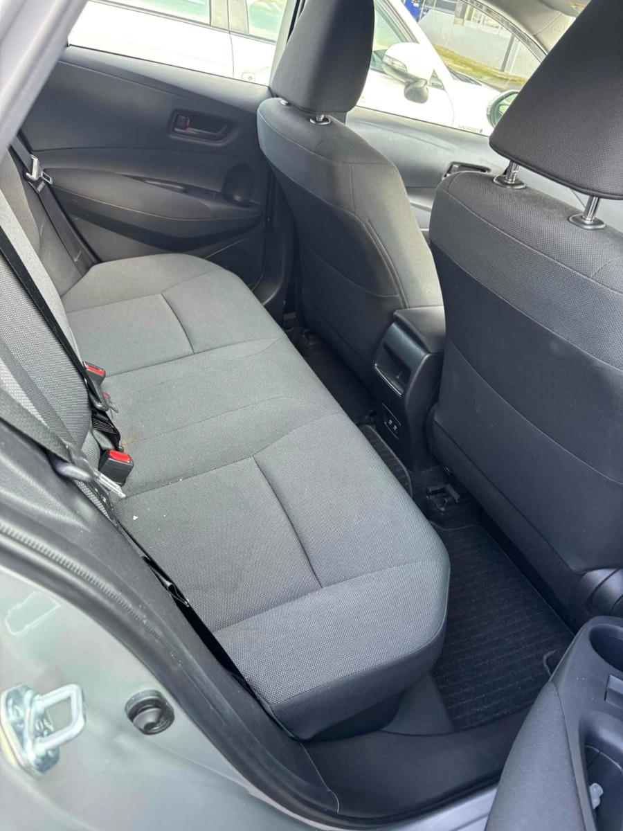 TOYOTA COROLLA TOURING HYBRID G-X Image 11