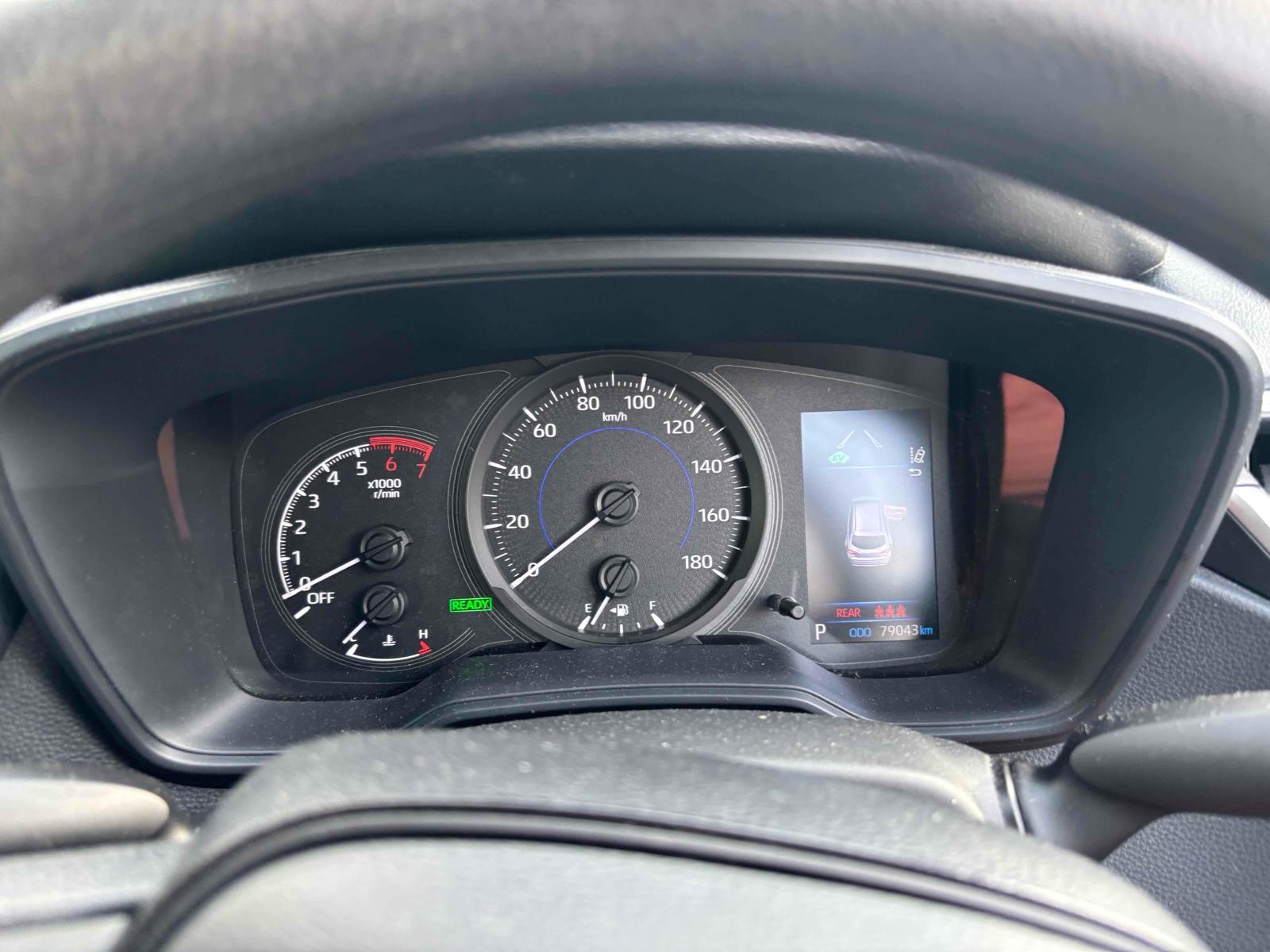 TOYOTA COROLLA TOURING HYBRID G-X Image 20