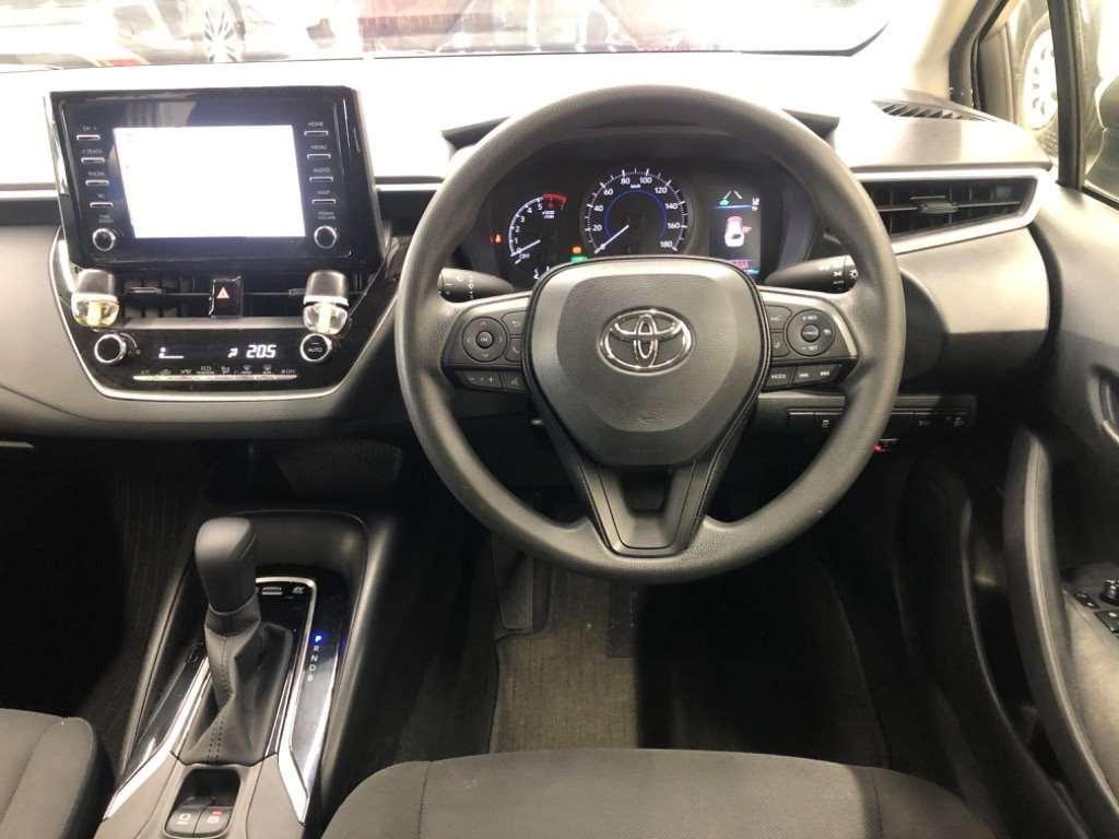 TOYOTA COROLLA TOURING HYBRID G-X Image 8