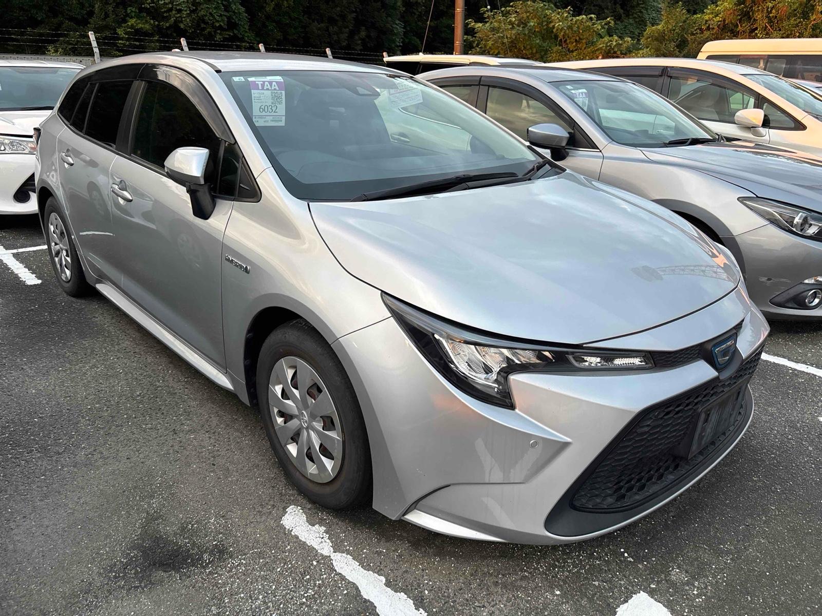 TOYOTA COROLLA TOURING HYBRID G-X Image 9