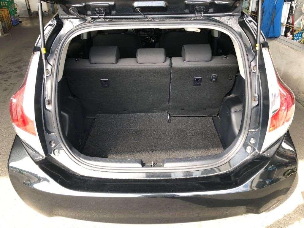 TOYOTA AQUA S STYLE BLACK Image 9