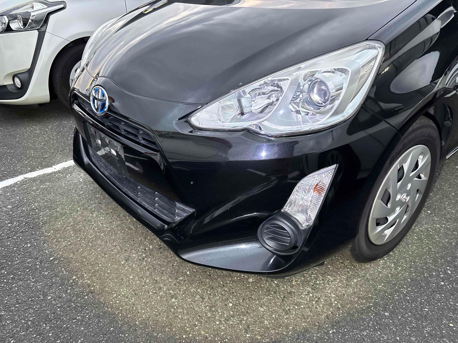 TOYOTA AQUA S STYLE BLACK Image 16