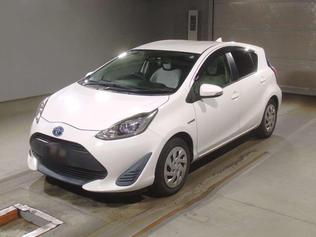 2018 Toyota AQUA 96,707 km