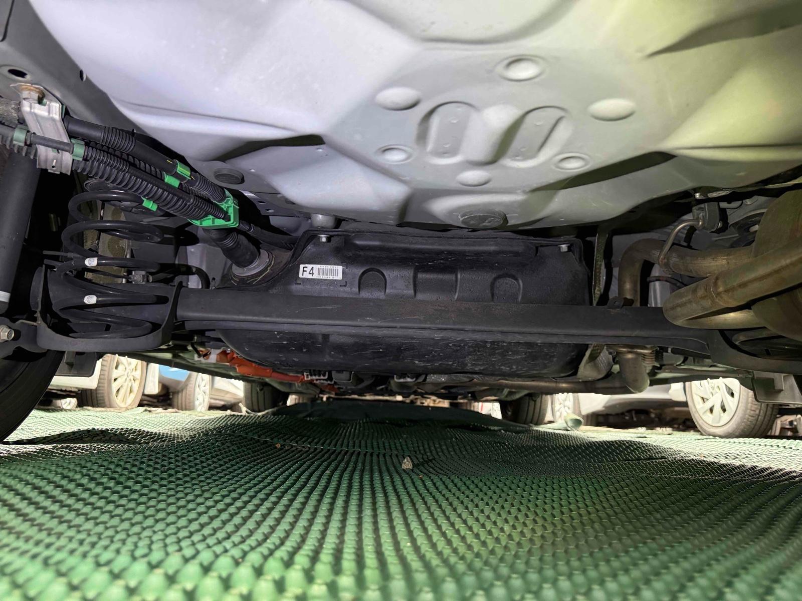 TOYOTA COROLLA AXIO HYBRID EX SAFETY SENSE Image 19