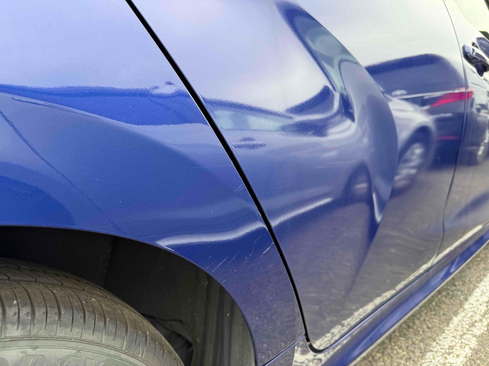 TOYOTA YARIS HYBRID X SAFETYSENSING Image 14
