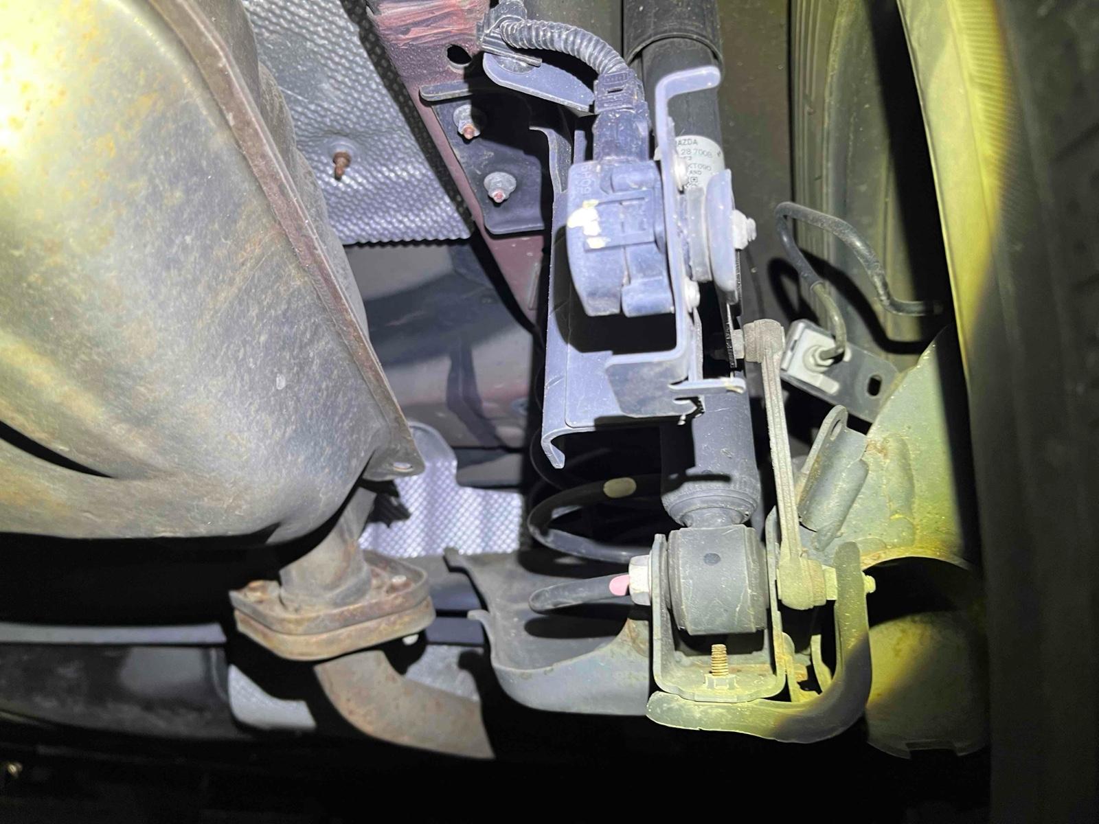 MAZDA DEMIO 13S Image 14