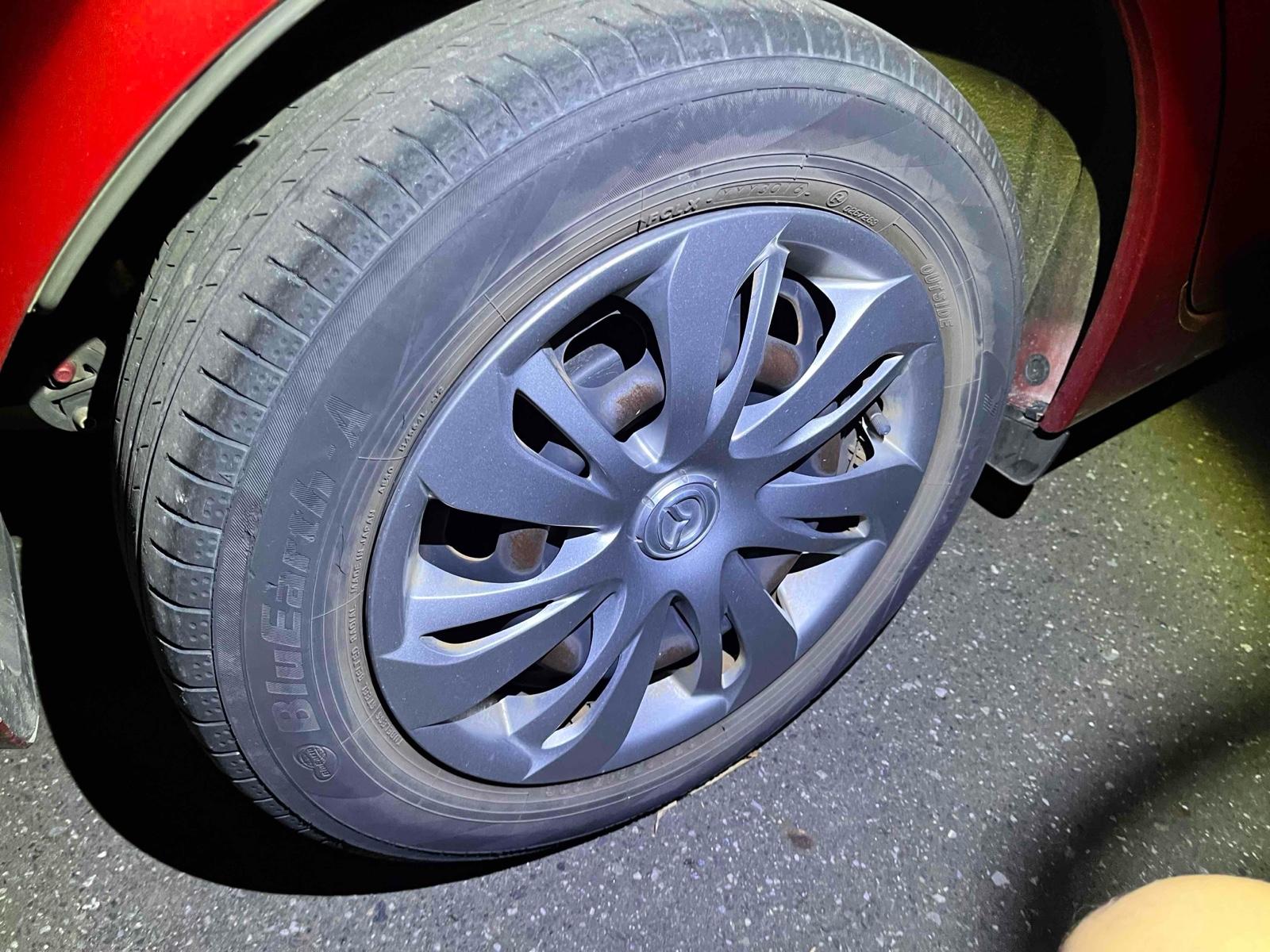 MAZDA DEMIO 13S Image 13
