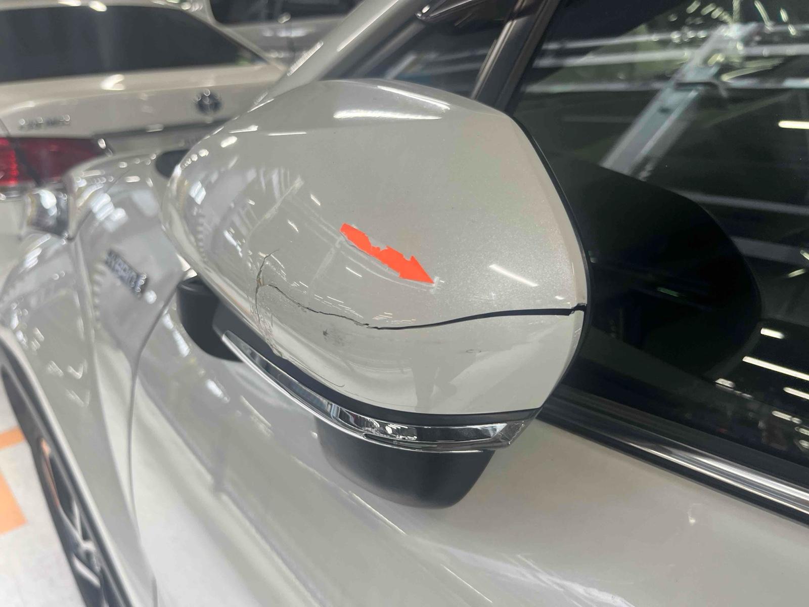 TOYOTA C-HR G Image 19