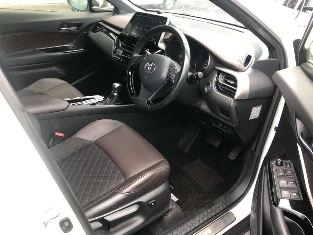 TOYOTA C-HR G Image 5