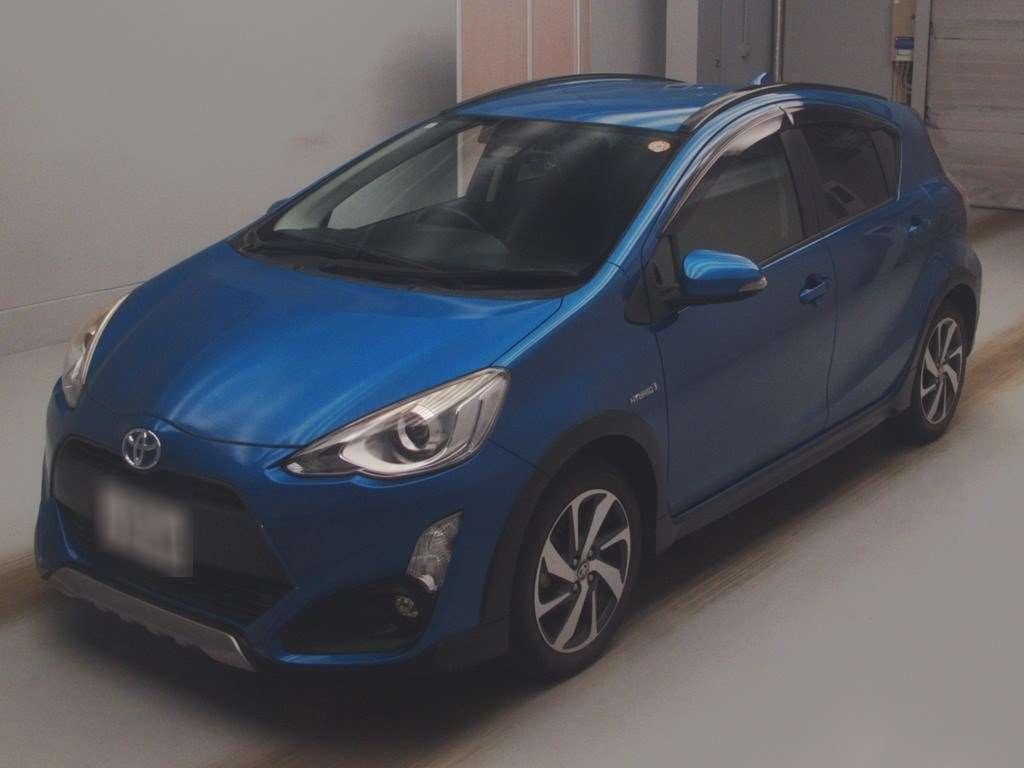 TOYOTA AQUA X-URBUN Image 3