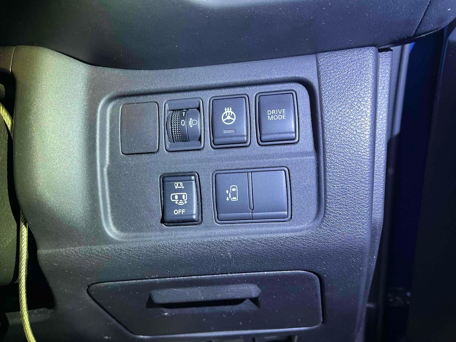 NISSAN SERENA 5D E-POWER HIGHWAY STAR Image 5
