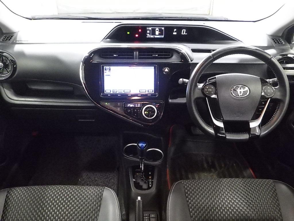 TOYOTA AQUA CROSS OVER Image 5