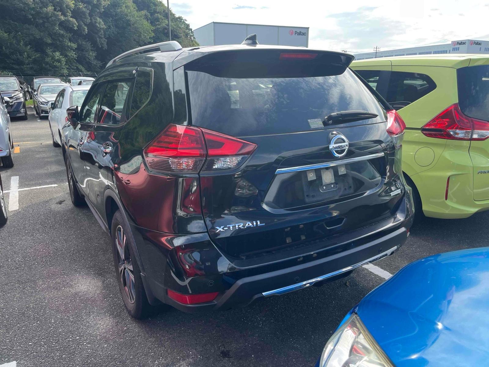 NISSAN XTRAIL 20X 4WD Image 2