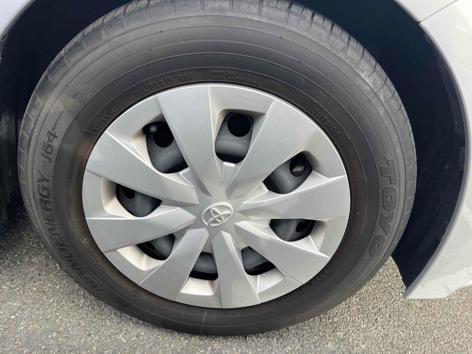 TOYOTA COROLLA TOURING HYBRID G-X Image 17