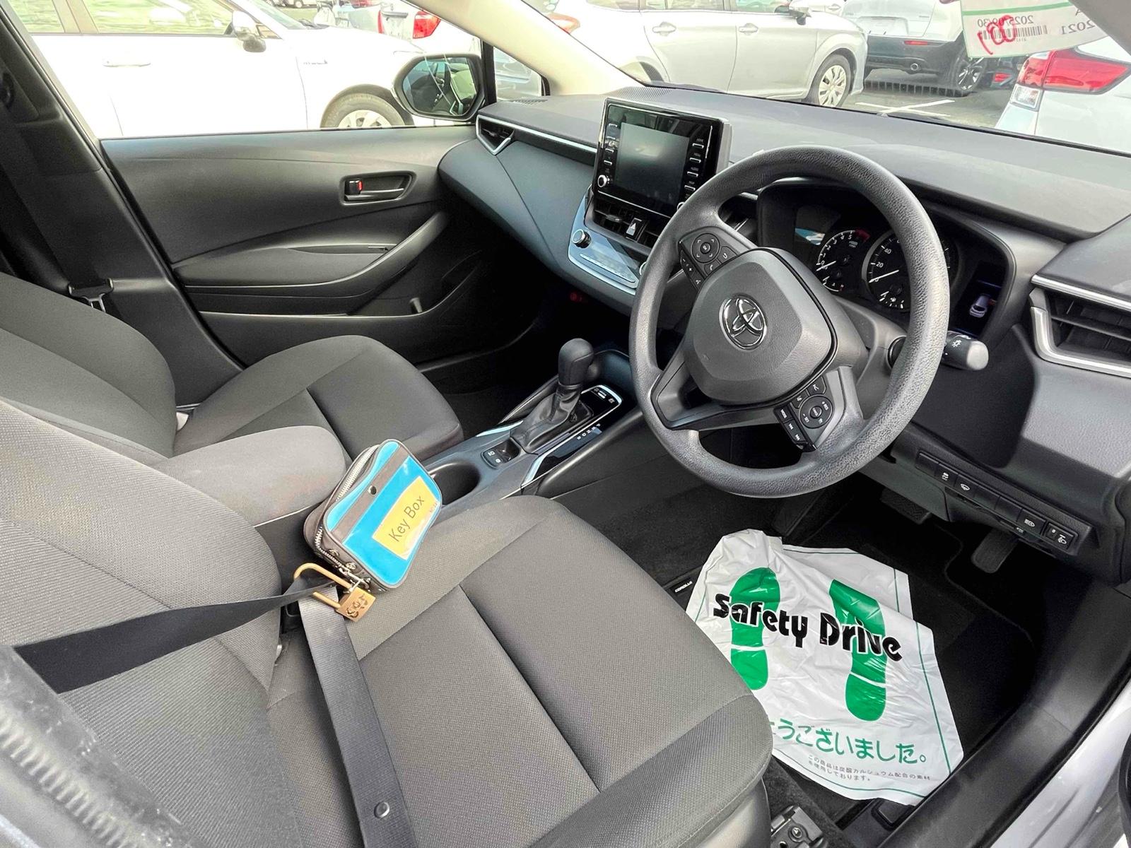 TOYOTA COROLLA TOURING HYBRID G-X Image 11