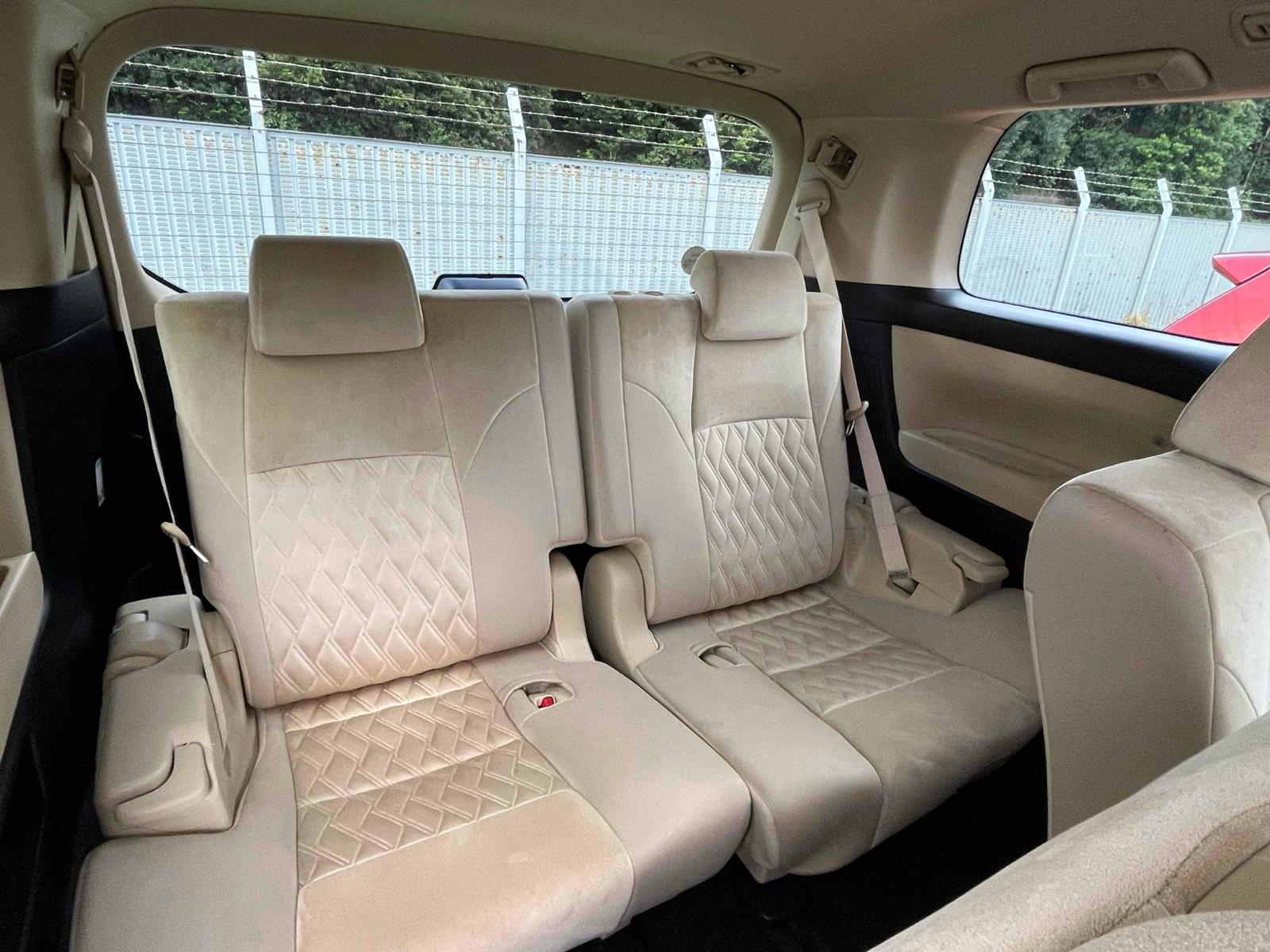 TOYOTA ALPHARD 2.5X Image 9