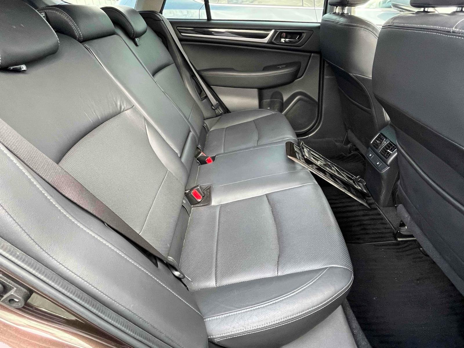 SUBARU LEGACY OUTBACK LIMITED 4WD Image 7