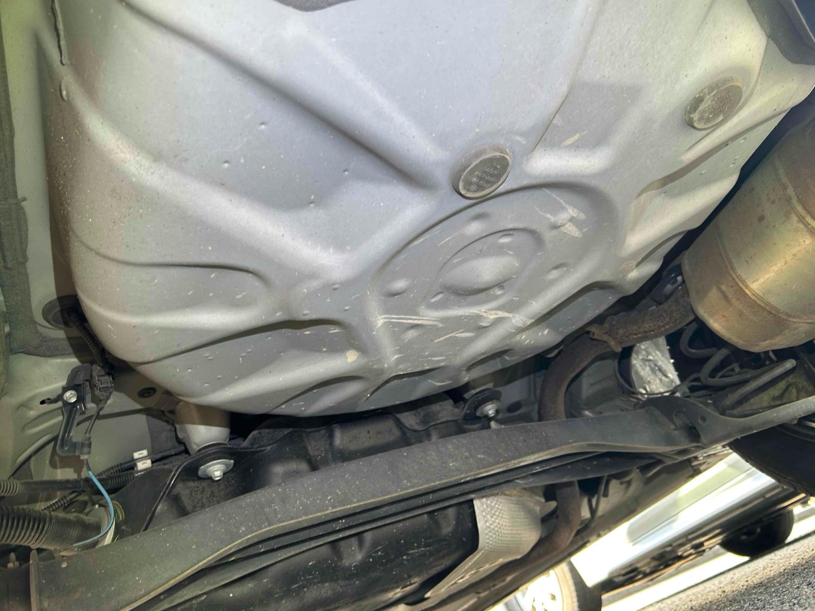 TOYOTA YARIS HYBRID X Image 23