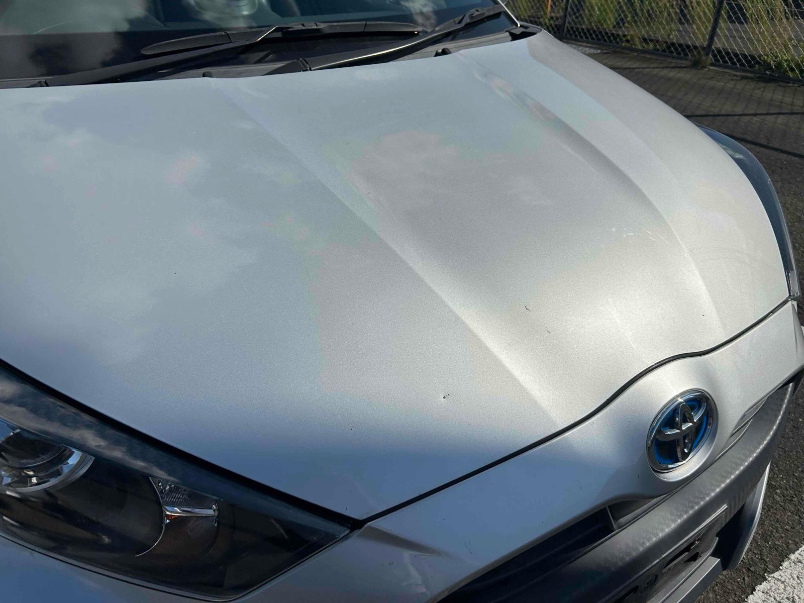 TOYOTA YARIS HYBRID X Image 11