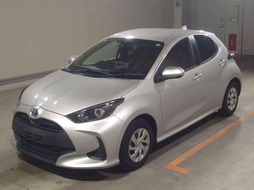 TOYOTA YARIS HYBRID X Image 3
