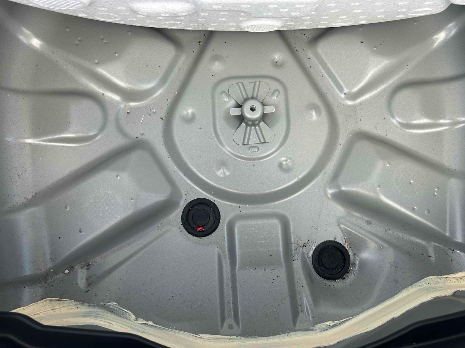 TOYOTA YARIS HYBRID X Image 24
