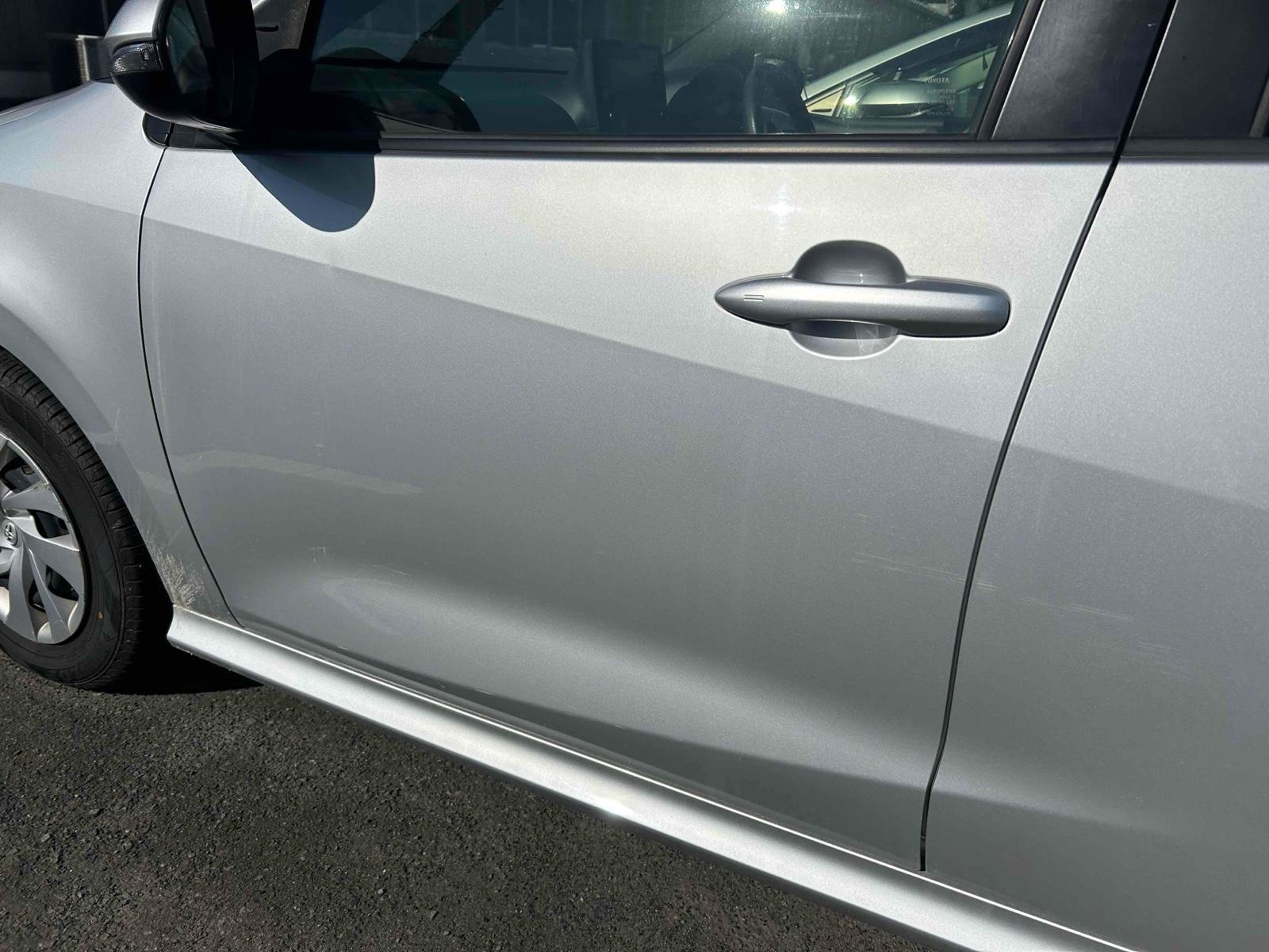TOYOTA YARIS HYBRID X Image 16