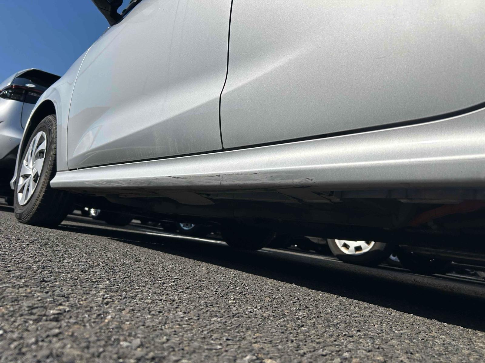 TOYOTA YARIS HYBRID X Image 16