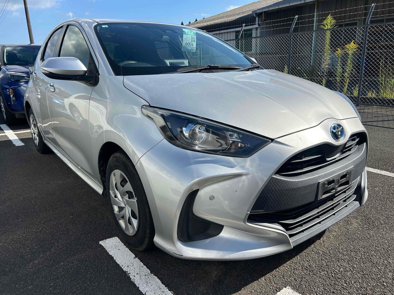 2021 Toyota YARIS 106,000 km