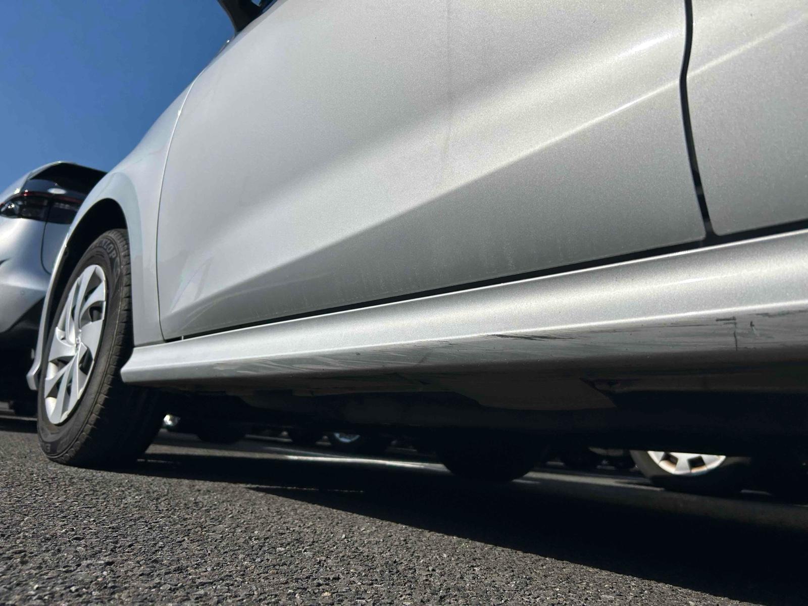 TOYOTA YARIS HYBRID X Image 15