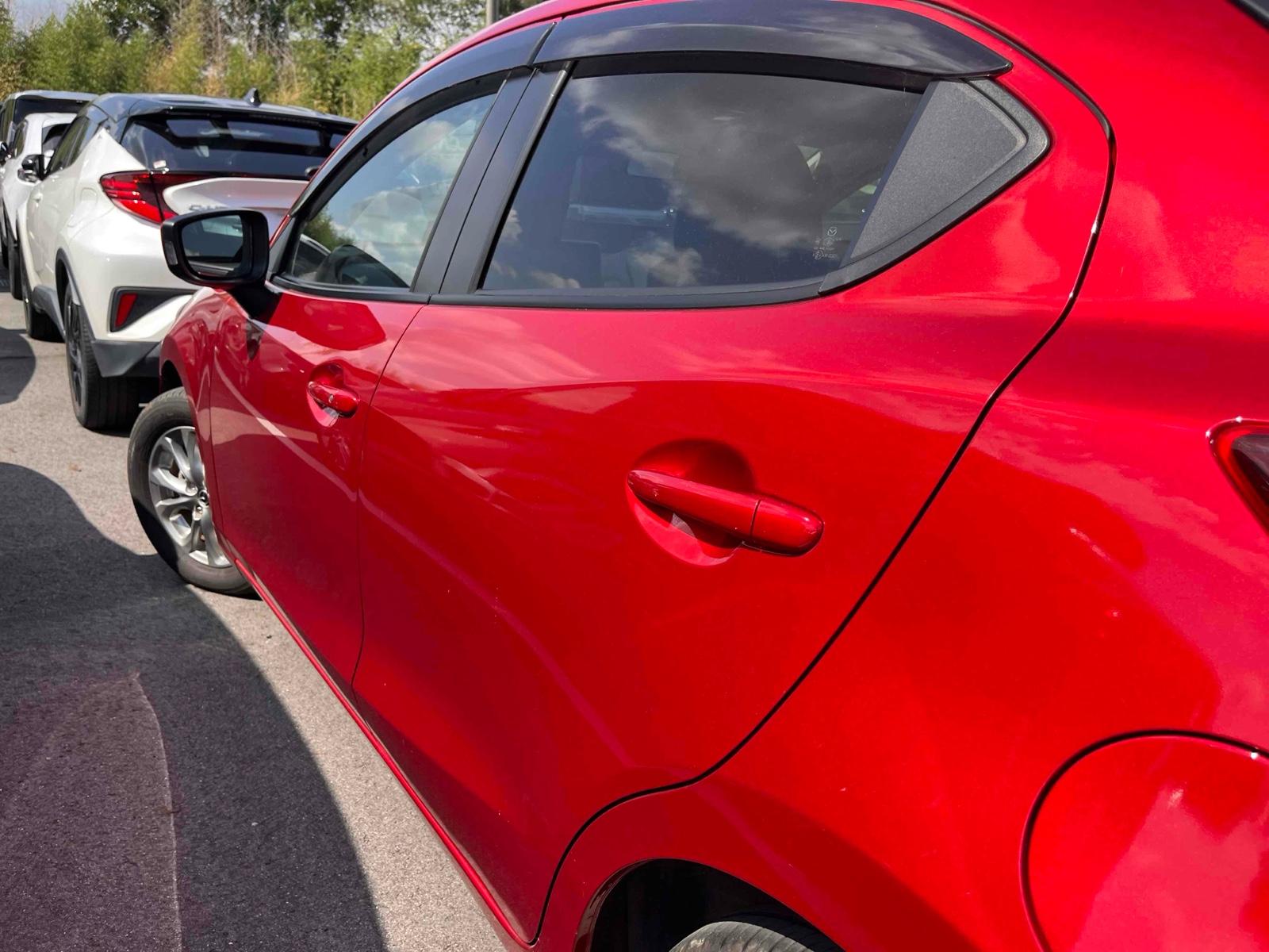 MAZDA DEMIO 13 S TOURING Image 16