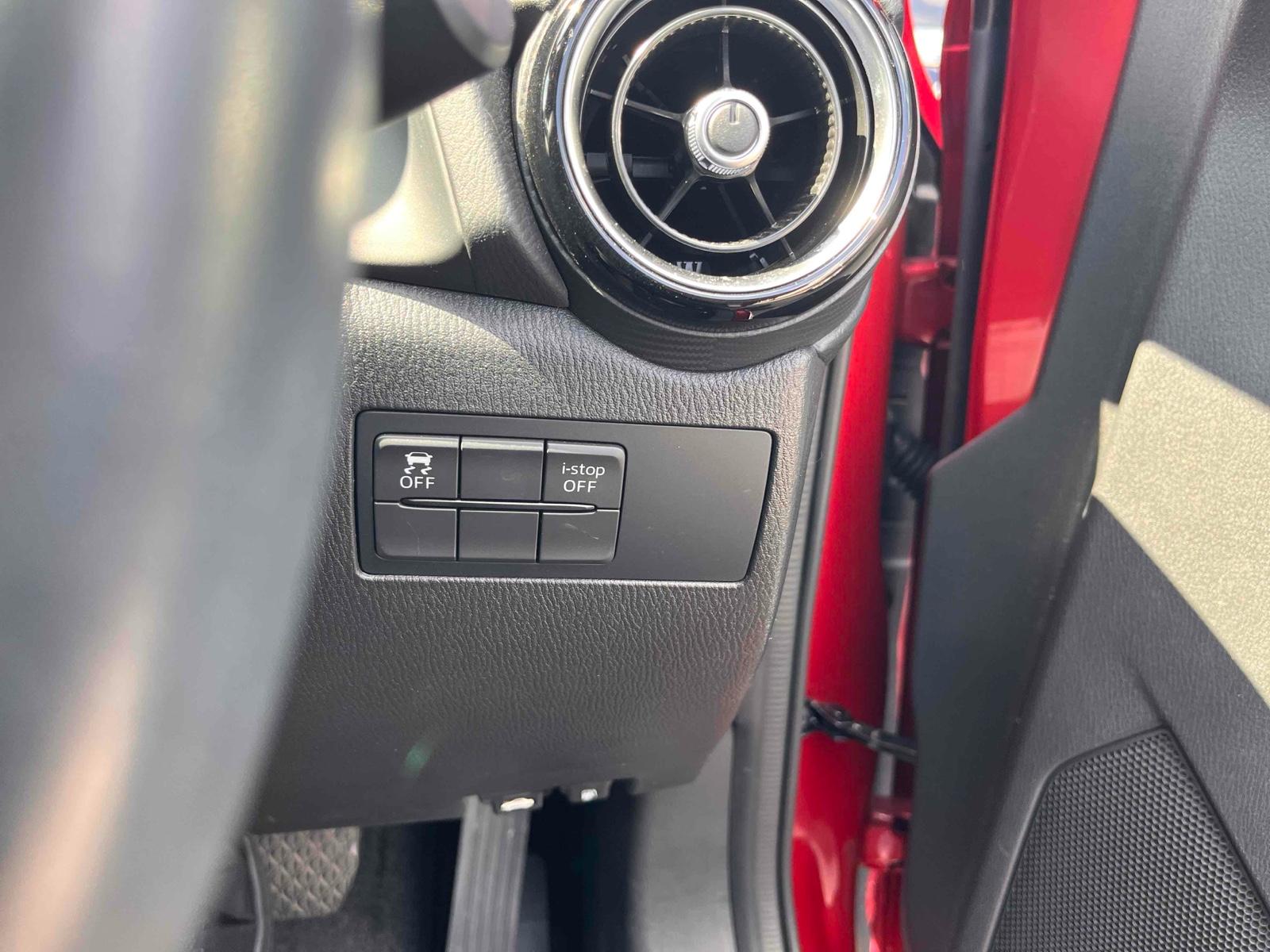 MAZDA DEMIO 13 S TOURING Image 7