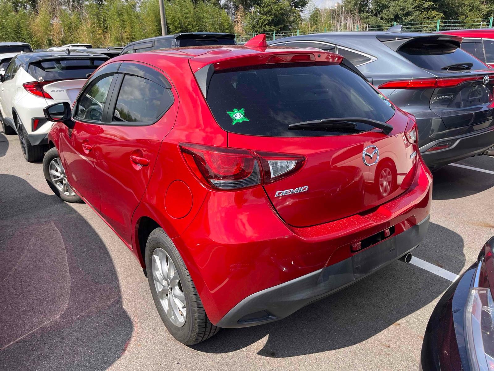 MAZDA DEMIO 13 S TOURING Image 2