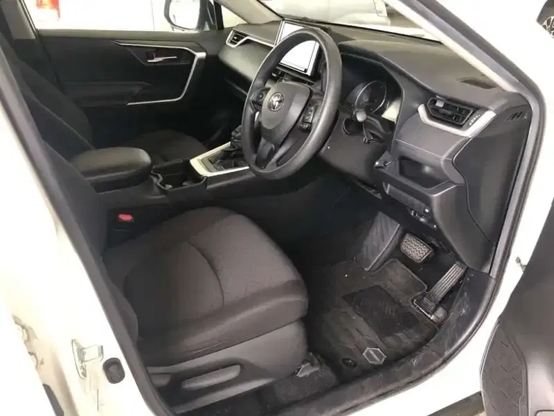 TOYOTA RAV4 HYBRID X Image 3