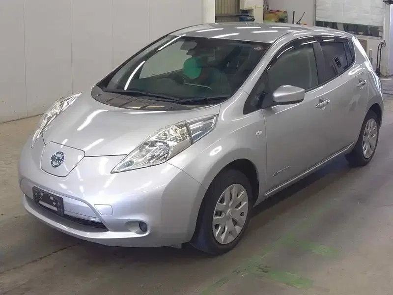 NISSAN LEAF S (30KWH) Image 4
