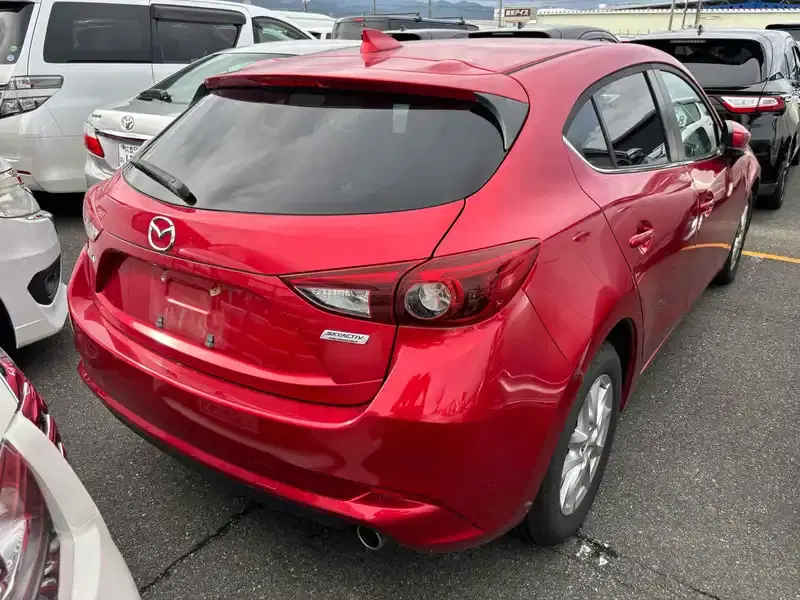MAZDA AXELA SPORT 15S PROACTIVE Image 2