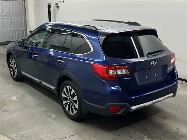 SUBARU LEGACY OUTBACK LIMITED Image 2