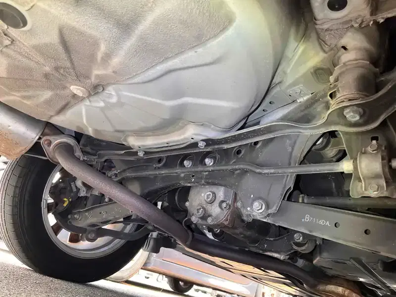 SUBARU LEGACY OUTBACK LTD 4WD Image 25