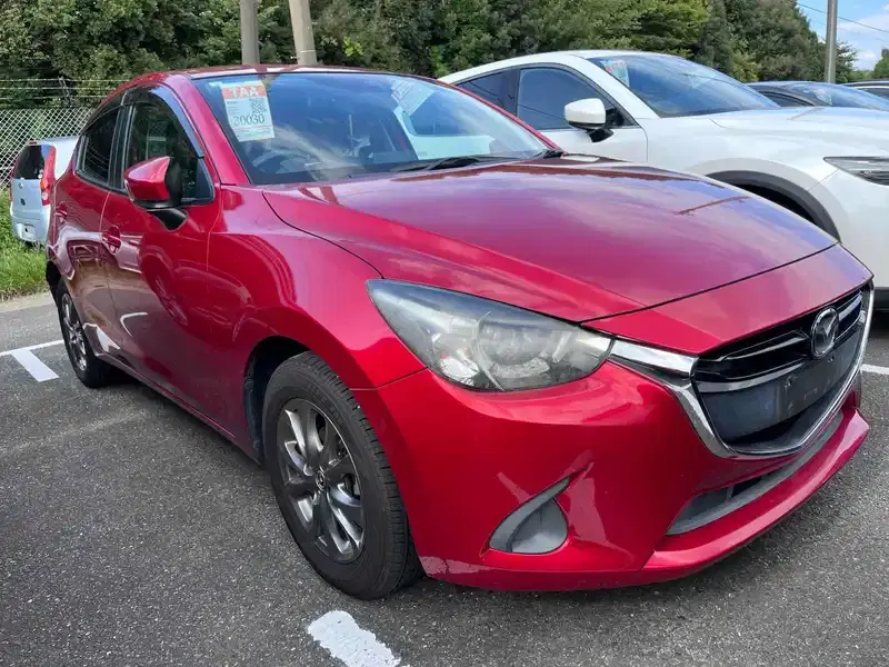 MAZDA DEMIO 13 S TOURING L PACKAGE Image 10