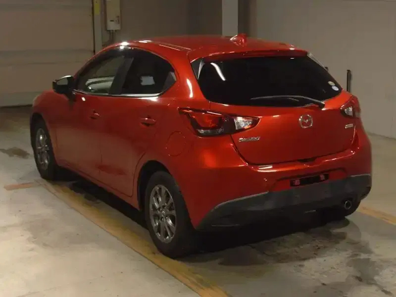 MAZDA DEMIO 13 S TOURING L PACKAGE Image 7