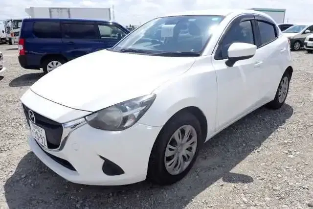 2019 Mazda DEMIO 98,700 km