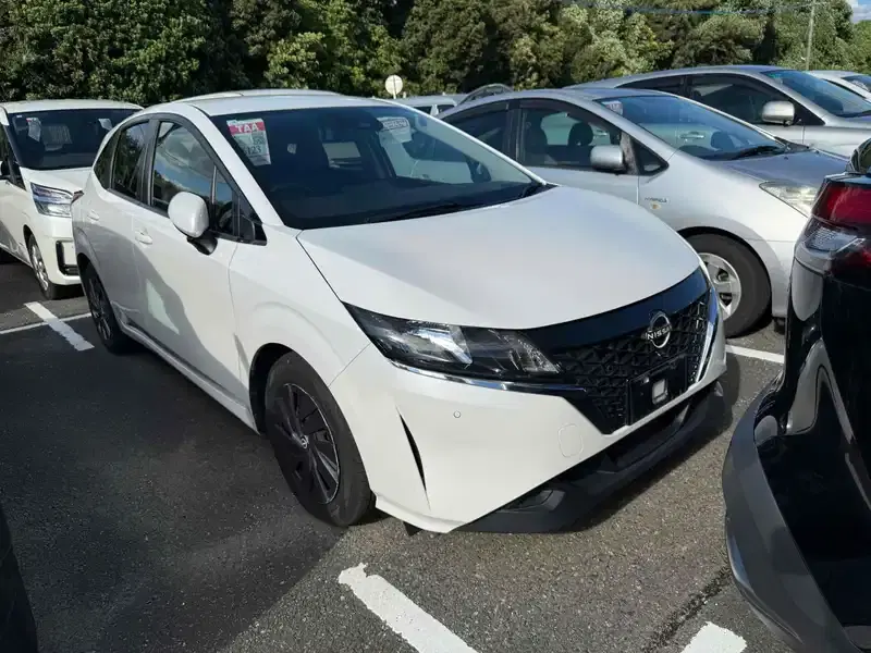 2022 Nissan NOTE 86,000 km