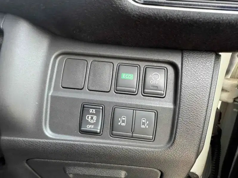 NISSAN SERENA RIDER AUTEC PRO-PILOT Image 11